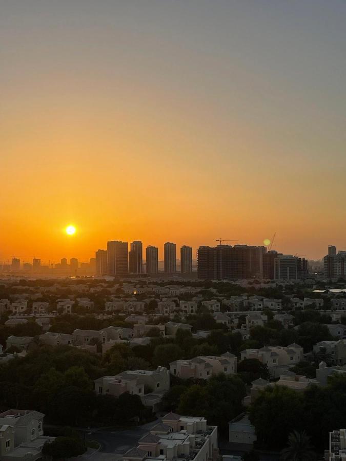 Great View, Dubai Sportcity, Parking Included, Nice Apartments Esterno foto
